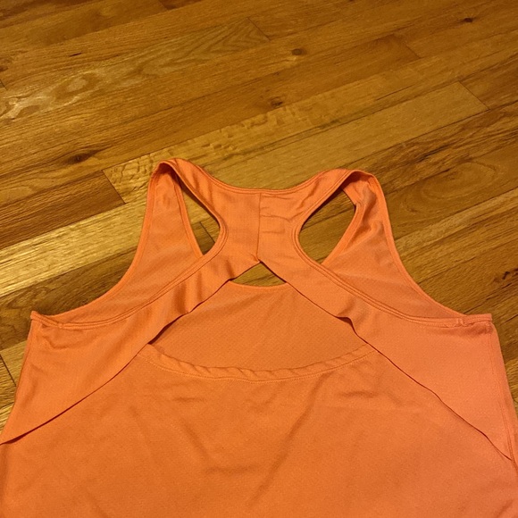 Zyia Morning Sun Vented Open Back Tank RC, size medium - Picture 2 of 2